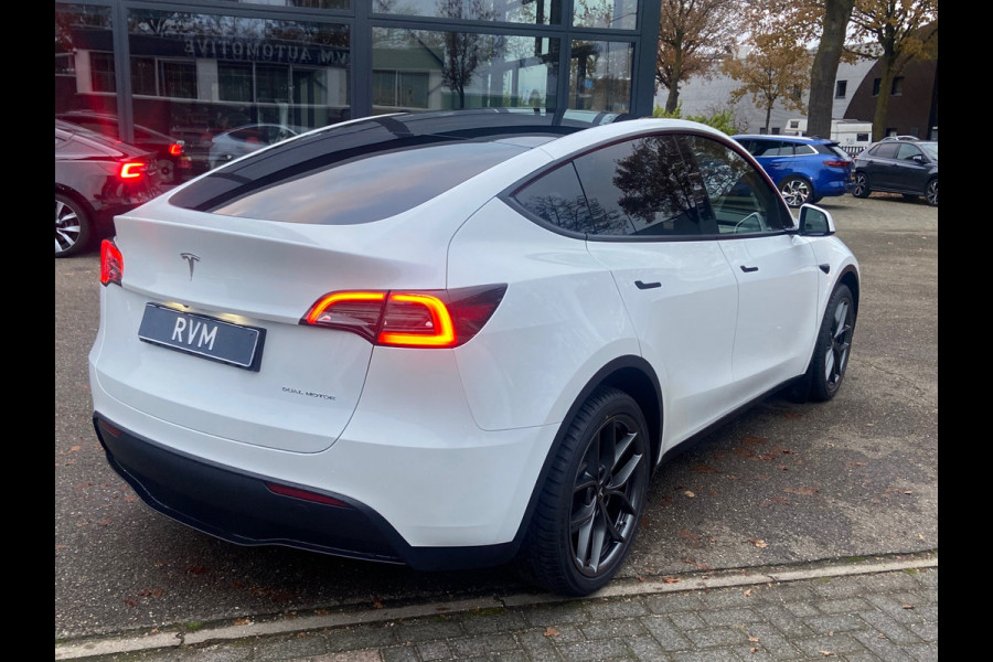 Tesla Model Y Long Range AWD 75 kWh VAN 44.900 VOOR 41.440 EINDEJAARSVOORDEEL 3.460 | AUTOPILOT | TESLA GARANTIE T/M 11-2026