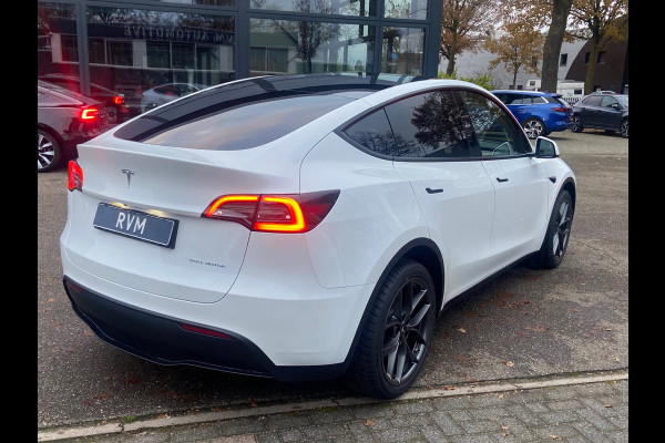 Tesla Model Y Long Range AWD 75 kWh VAN 44.900 VOOR 41.440 EINDEJAARSVOORDEEL 3.460 | AUTOPILOT | TESLA GARANTIE T/M 11-2026