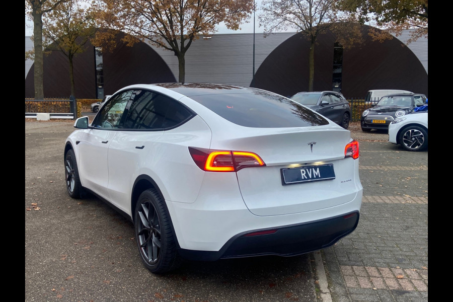 Tesla Model Y Long Range AWD 75 kWh VAN 44.900 VOOR 41.440 EINDEJAARSVOORDEEL 3.460 | AUTOPILOT | TESLA GARANTIE T/M 11-2026