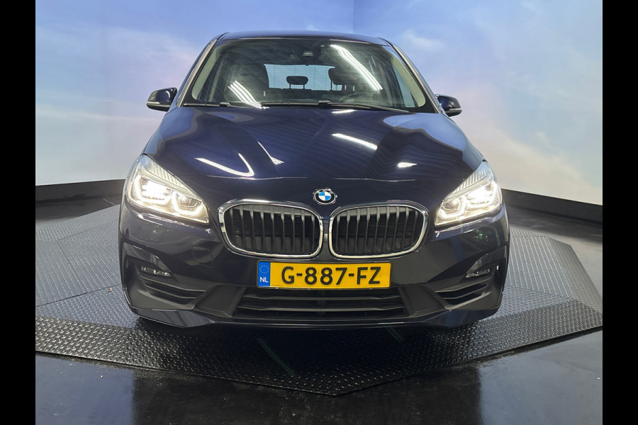 BMW 2 Serie Gran Tourer 216i Executive Edition Navi | Clima | Cruise | PDC | Trekhaak