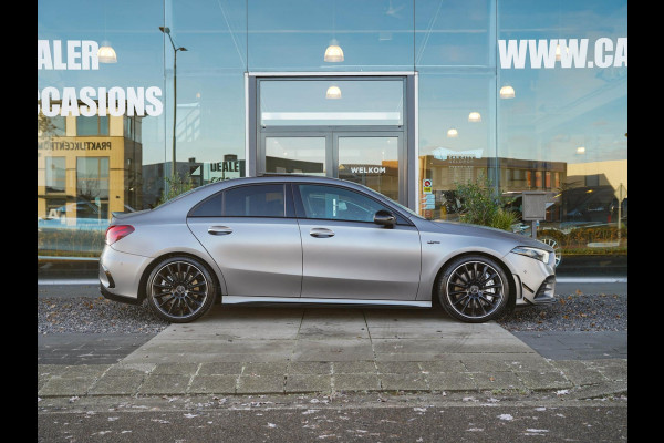 Mercedes-Benz A-Klasse AMG 35 4MATIC / Org.NL / Kuip / Aero / HUD / Burm / Pano / Magno / 360 / Ambient / Stl. Koeling / Multibeam