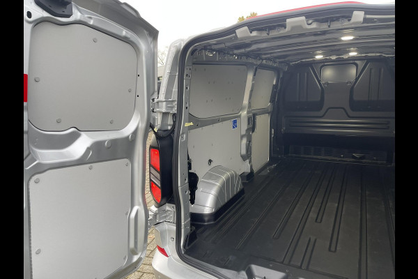 Ford Transit Custom 320 2.0 TDCI L2H1 Limited SCI  170pk Automaat! | 5 jaar garantie |  17 inch velgen | Dubbele schuifdeur | Draadloos opladen | Reservewiel |  70L brandstoftank | Trekhaak