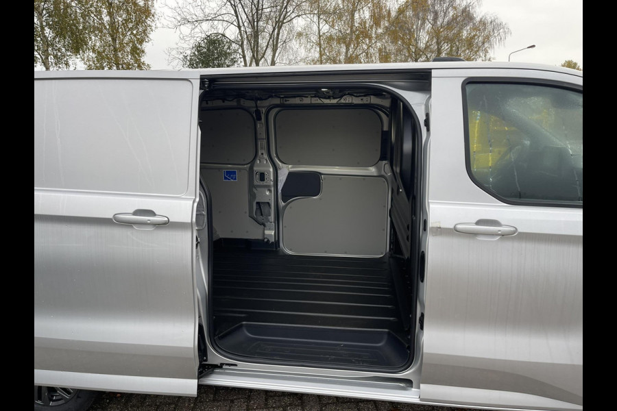 Ford Transit Custom 320 2.0 TDCI L2H1 Limited SCI  170pk Automaat! | 5 jaar garantie |  17 inch velgen | Dubbele schuifdeur | Draadloos opladen | Reservewiel |  70L brandstoftank | Trekhaak