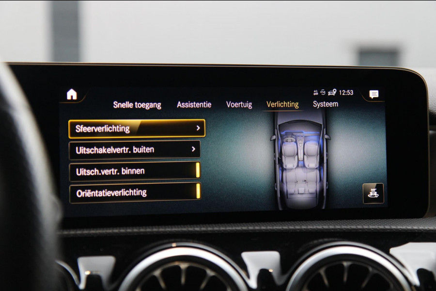 Mercedes-Benz A-Klasse 200 AMG/PANO/SFEERV/CARPLAY/CAMERA/VOLL