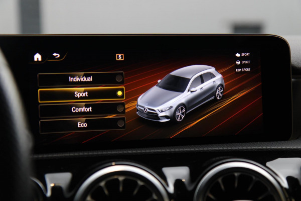 Mercedes-Benz A-Klasse 200 AMG/PANO/SFEERV/CARPLAY/CAMERA/VOLL