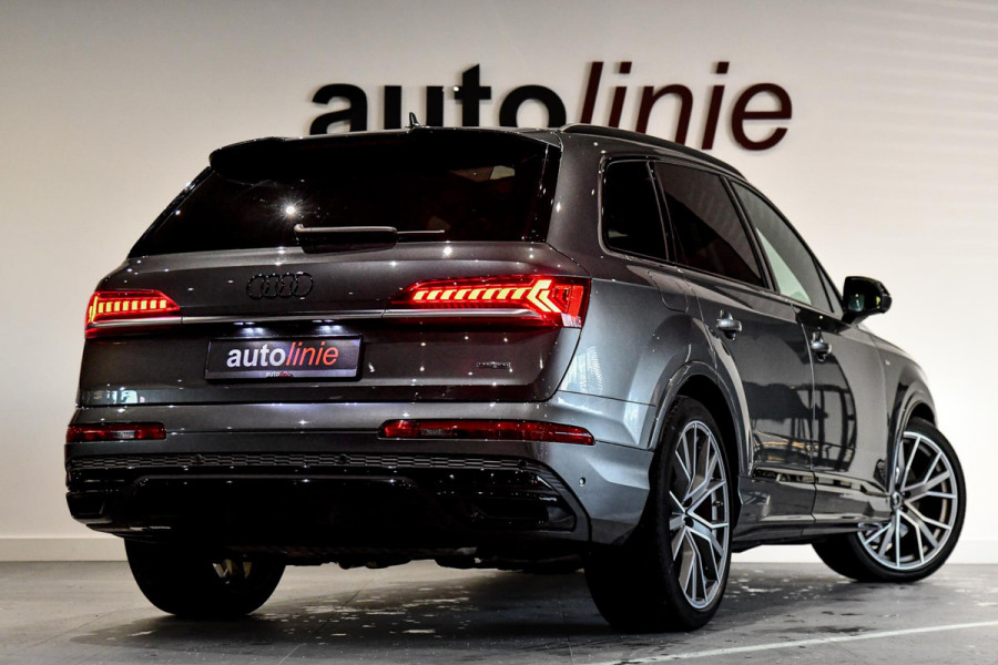 Audi Q7 60 TFSI e quattro Competition, BTW, RS zetels, Alcantara hemel, Massage, Koeling, Softclose, 360, HUD, ACC, Pano, Laser!