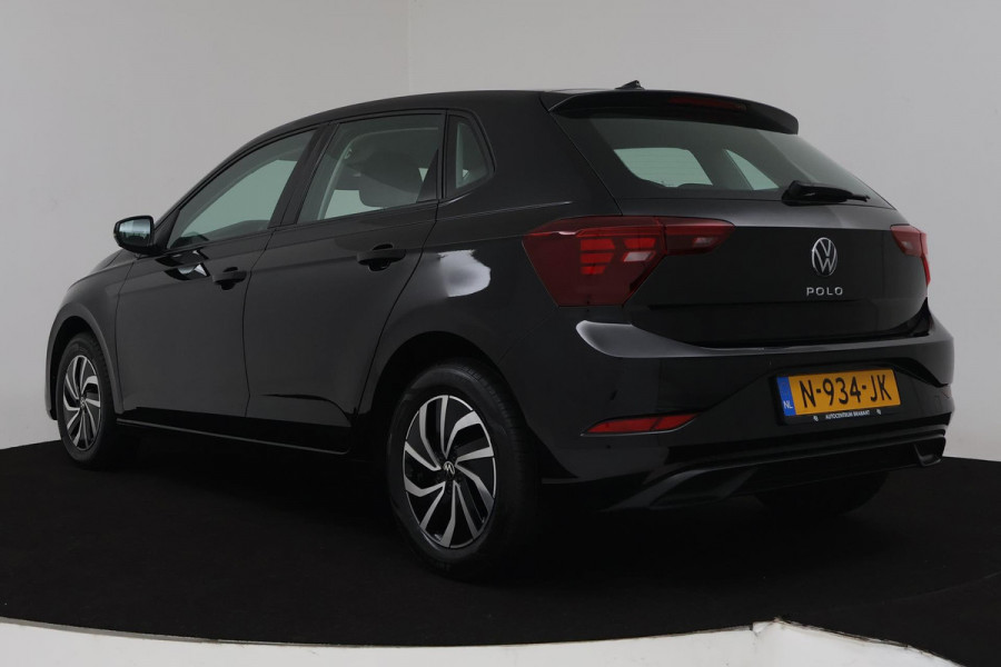 Volkswagen Polo 1.0 TSI Life (VIRTUAL COCKPIT, ADAPTIVE CRUISE, PARKEERSENSOREN V+A, CARPLAY, NL-AUTO, GOED ONDERHOUDEN)