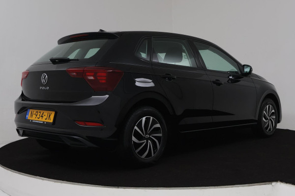 Volkswagen Polo 1.0 TSI Life (VIRTUAL COCKPIT, ADAPTIVE CRUISE, PARKEERSENSOREN V+A, CARPLAY, NL-AUTO, GOED ONDERHOUDEN)