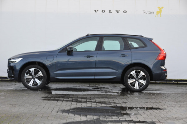 Volvo XC60 T6 350PK Long Range AWD Plus Dark / Adaptieve cruise control / Pilot Assist / Panoramisch schuif-kantel dak / Lederen bekleding / Elektrisch bedienbare voorstoelen met geheugen / Stoelverwarming voor en achter / Apple Carplay /