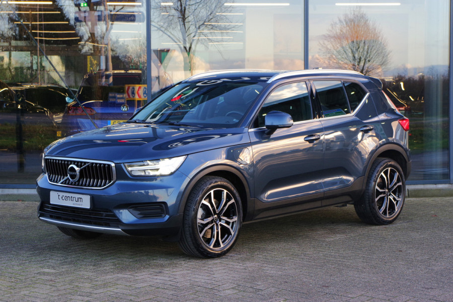 Volvo XC40 1.5 T4 211 PK Recharge PHEV Inscription Expression, Camera, 19" LM, Carplay