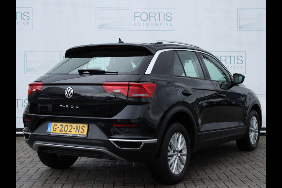 Volkswagen T-Roc 1.0 TSI Style Business NL AUTO | STOELVERW | CARPLAY |