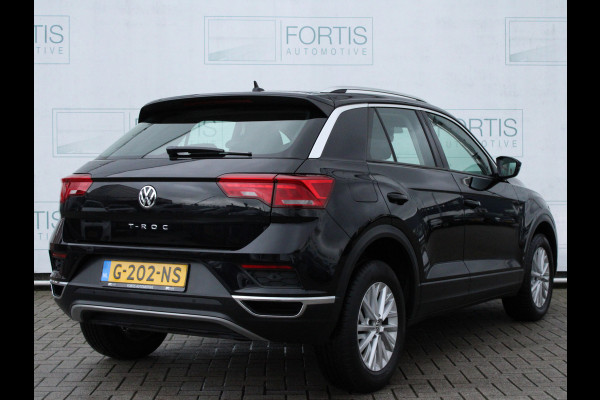 Volkswagen T-Roc 1.0 TSI Style Business NL AUTO | STOELVERW | CARPLAY |