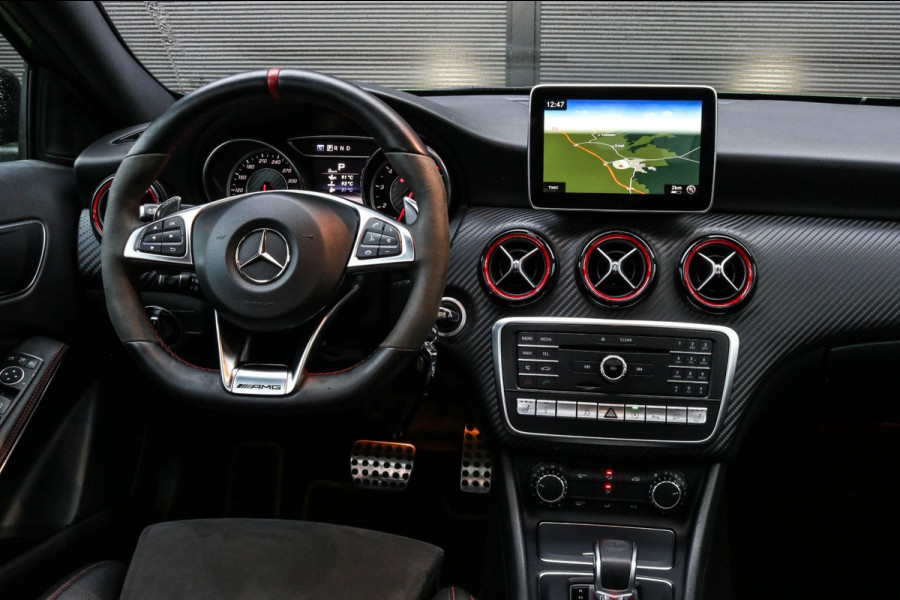 Mercedes-Benz A-Klasse 45 AMG 4MATIC - PERFORMANCE - PANO - A45