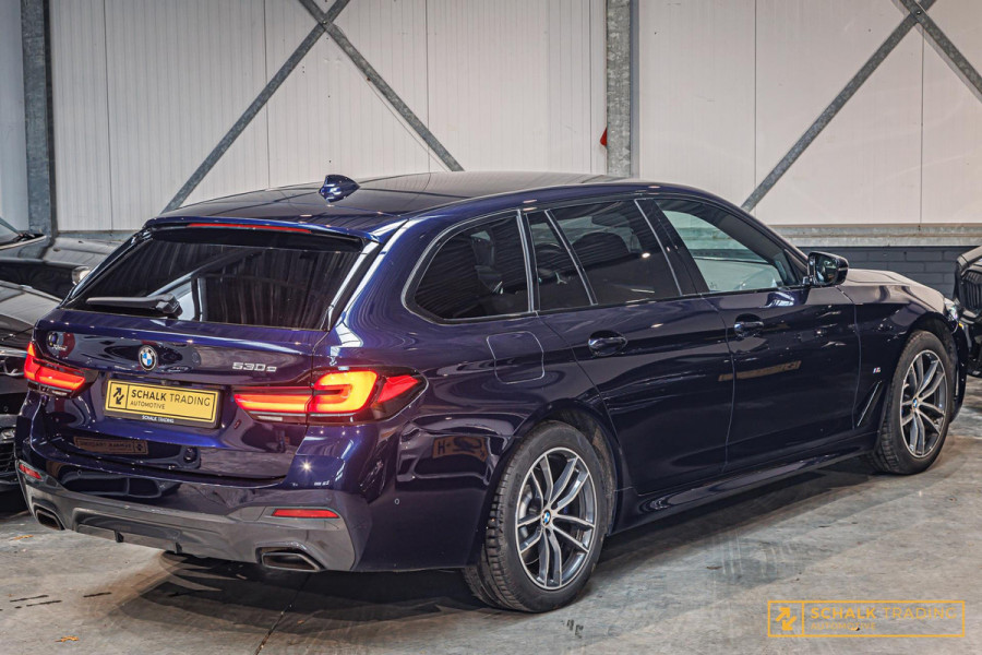 BMW 5 Serie Touring 530e xDrive M-sport Laser E-Trekhaak Cam