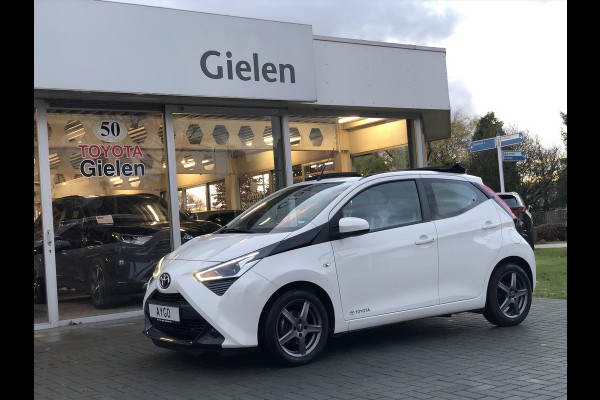 Toyota Aygo 1.0 VVT-i X-Wave Cabrio | Open dak, Lichtmetalen velgen, Apple CarPlay/Android Auto, Parkeercamera, In hoogte verstelbare stoel