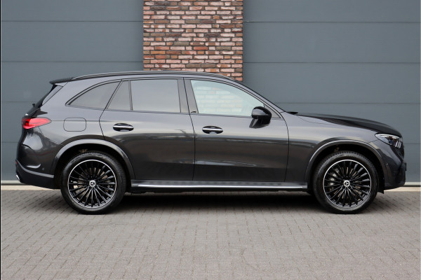 Mercedes-Benz GLC 400e 4MATIC AMG Line Aut9 | Airmatic | Achterasbesturing | Distronic+ | Stoelventilatie | Verwarmd Stuurwiel | Burmester | Panoramadak | HUD | Digital Light | Massage |