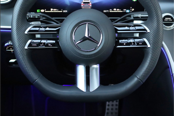 Mercedes-Benz GLC 400e 4MATIC AMG Line Aut9 | Airmatic | Achterasbesturing | Distronic+ | Stoelventilatie | Verwarmd Stuurwiel | Burmester | Panoramadak | HUD | Digital Light | Massage |