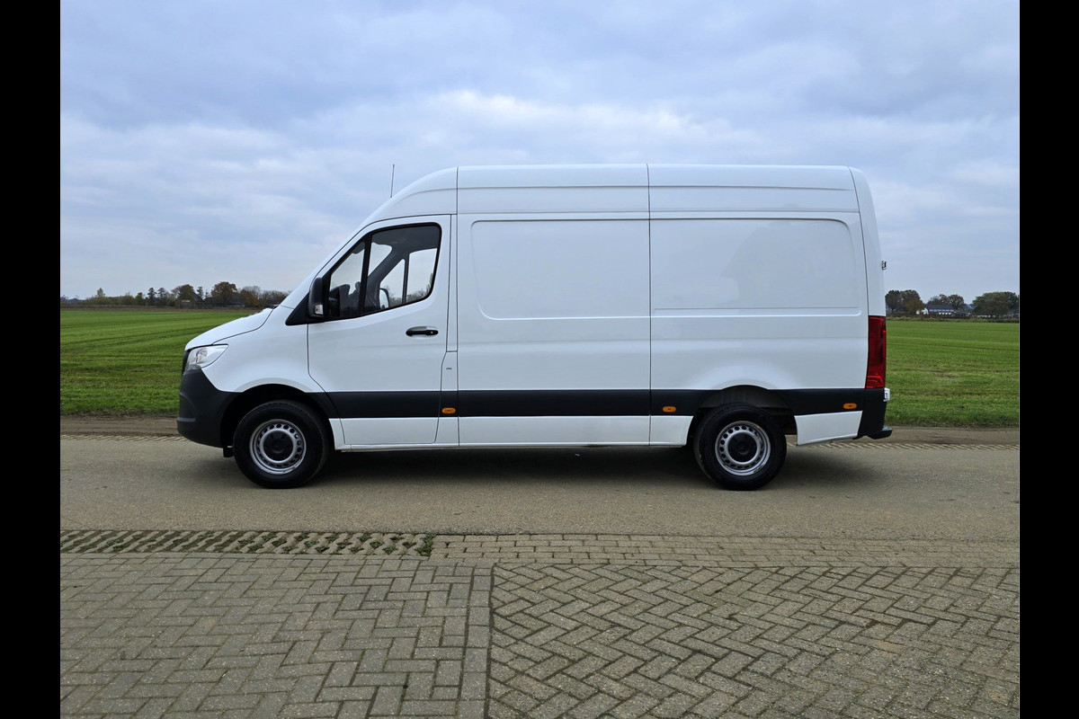 Mercedes-Benz Sprinter 315 CDI L2 H2 RWD - AUTOMAAT - Euro 6 - 150 Pk - MBUX - ParkeerCamera