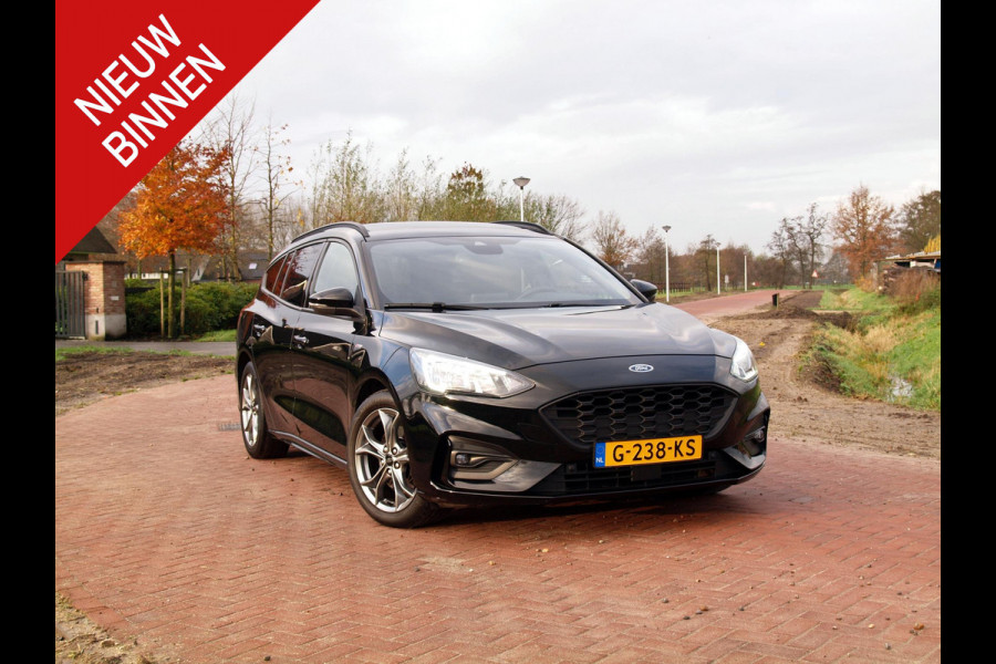 Ford FOCUS Wagon 1.5 EcoBoost ST Line Business | 182 PK | Bang & Olufsen | Panoramadak | NL-Auto |