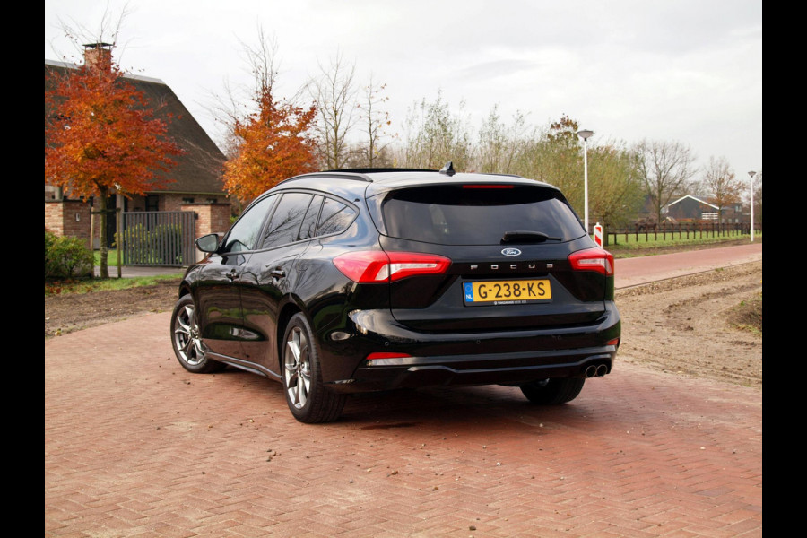 Ford FOCUS Wagon 1.5 EcoBoost ST Line Business | 182 PK | Bang & Olufsen | Panoramadak | NL-Auto |