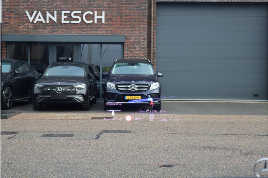 Mercedes-Benz S-Klasse 500 4MATIC Lang AMG Line Aut9 | Luchtvering | Distronic+ | Memory | Burmester | Stoelventilatie V+A | Massage V+A |Schermen Achter | Nappa Leder | 3D-Display | Verwarmd Stuurwiel | Vlakkenverwarming | Standkachel |