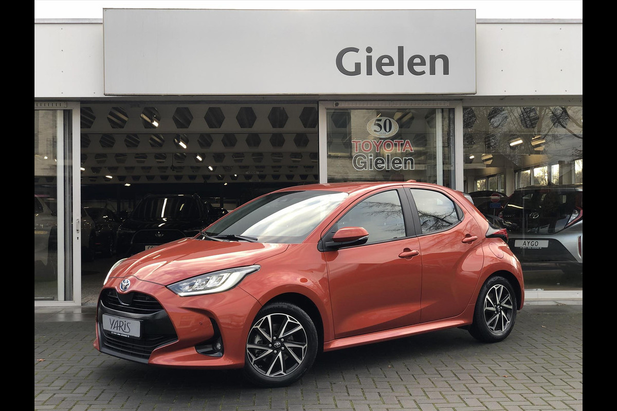 Toyota Yaris 1.5 Hybrid Dynamic Plus | Dodehoekherkenning, Parkeersensoren, Stoelverwarming, 16 inch, Keyless, Apple CarPlay/Android auto