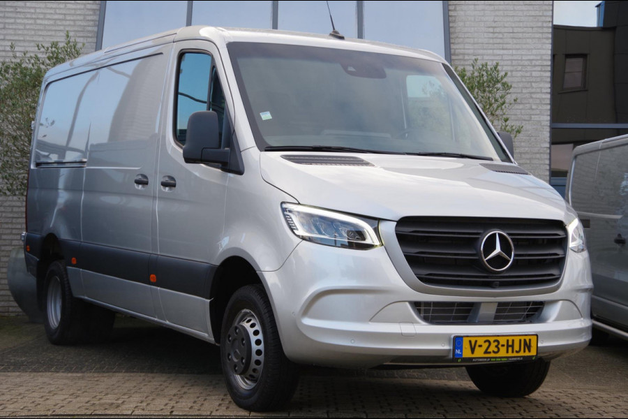 Mercedes-Benz Sprinter 519 1.9 CDI L2H1 AUT. LED, 2X SCHUIFDEUR, DUBBELLUCHT, PDC, LEDER, 3.5T TREKHAAK, 360 CAMERA, ADAPT CRUISE