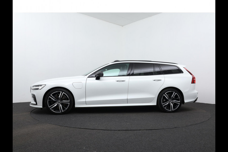 Volvo V60 2.0 T6 Recharge AWD R-Design | Panorama | Contour