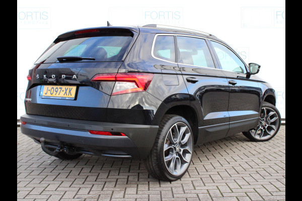 Škoda Karoq 1.5 TSI ACT Business Edition Plus NL AUTO | CAMERA | PANO | TREKHAAK | CARPLAY |