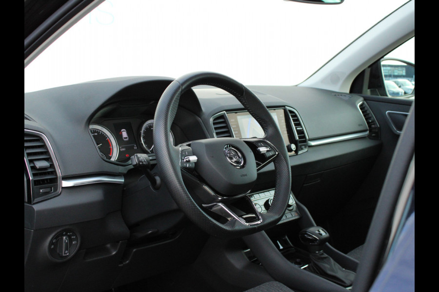 Škoda Karoq 1.5 TSI ACT Business Edition Plus NL AUTO | CAMERA | PANO | TREKHAAK | CARPLAY |