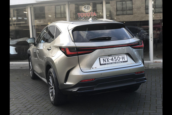 Lexus NX 450h+ AWD Executive Line | Head up display, 360 camera, Groot scherm, Stoelventilatie, Stuurverwarming, Geheugenfunctie