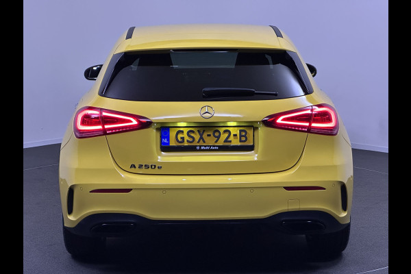 Mercedes-Benz A-Klasse 250 e AMG Edition Plug In Hybrid Dealer O.H 218pk PHEV | Adaptive Cruise | Burmester | Multibeam LED | Widescreen Navi | Sfeerverlichting | Apple Carplay | DAB |