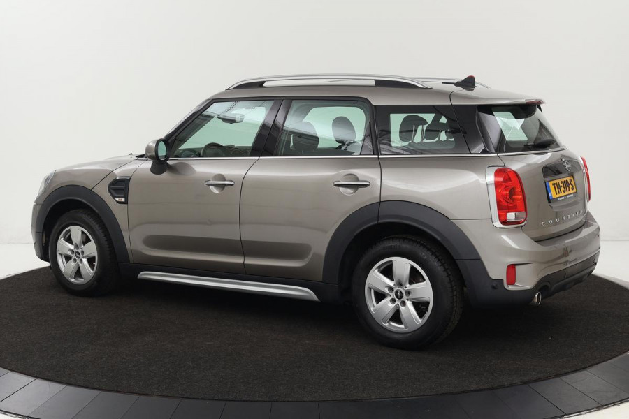 MINI Countryman 1.5 Cooper Business Edition | Carplay | Navigatie | Cruise control | Airco | PDC | Bluetooth