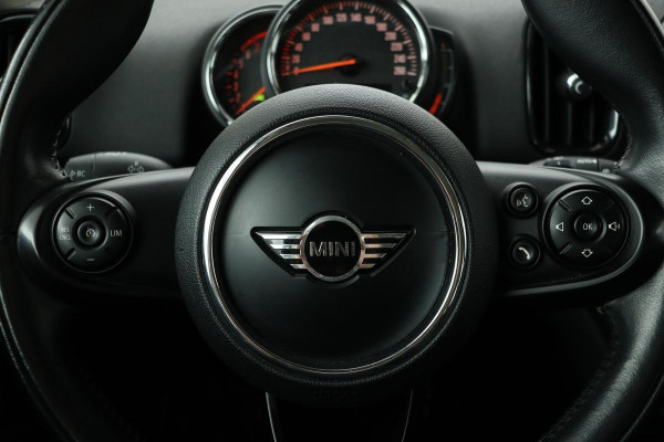 MINI Countryman 1.5 Cooper Business Edition | Carplay | Navigatie | Cruise control | Airco | PDC | Bluetooth