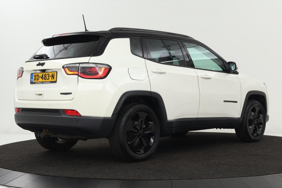 Jeep Compass 1.4 MultiAir Night Eagle | Trekhaak | Camera | Half leder | Navigatie | Climate control | Cruise control