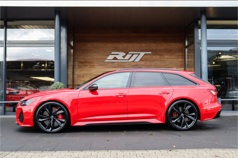 Audi RS6 4.0 V8 quattro **Ceramic/HUD/Carbon/Pano/B&O/ACC**