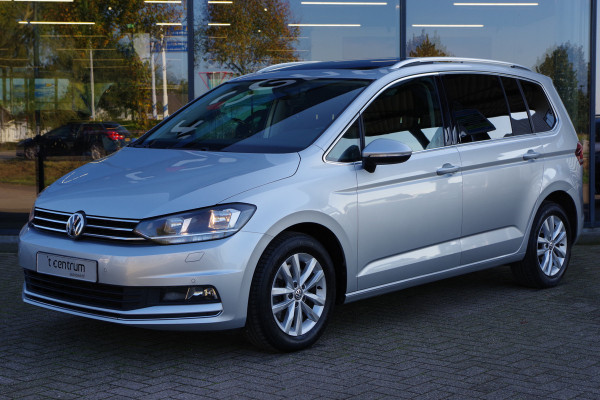 Volkswagen Touran 1.4 TSI 150 PK Automaat Highline 7p, Panoramadak, Elek. Trekhaak, Adap. Cruise Control, Keyless, Stoelverwarming,