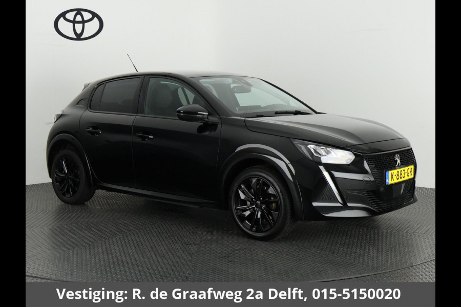 Peugeot e-208 EV Allure Black Pack 50 kWh 300 km actieradius | Navigatie | Apple Carplay & AndroidAUTO | Privacy Glass |