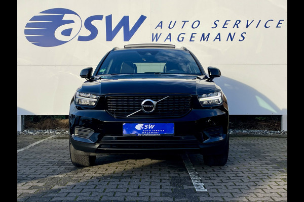 Volvo XC40 2.0 B4 R-Design | Pano | Trekhaak | Navi | Camera | LED | DAB+ | 18 inch