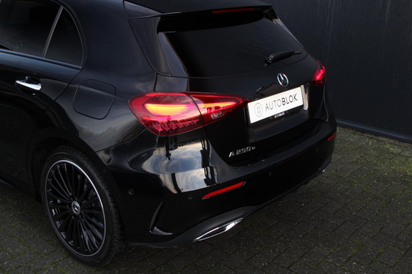 Mercedes-Benz A-Klasse 250 e AMG Line | Pano | Sfeerverlichting | 19 inch | Keyless