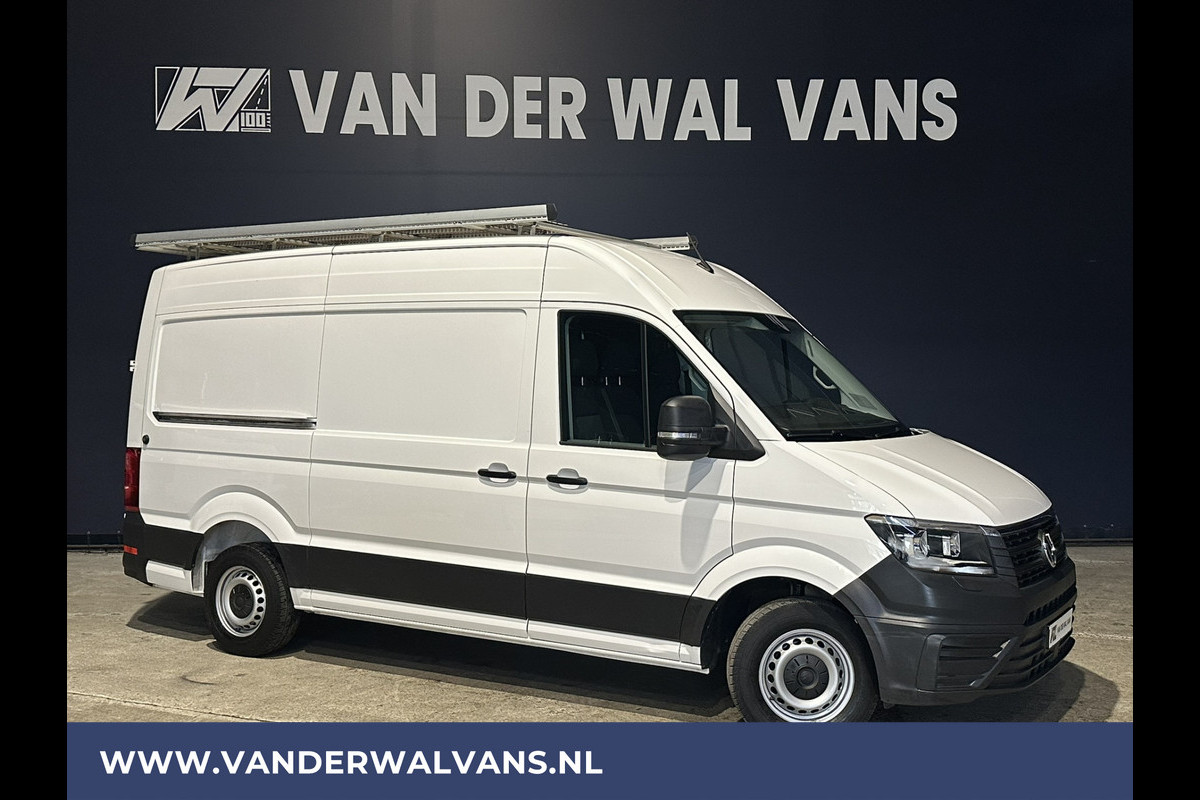 Volkswagen Crafter 2.0 TDI 141pk L3H3 L2H2 Euro6 Airco | Imperiaal | Camera | Navigatie | Apple Carplay | 3000kg Trekhaak Android Auto, Verwarmde voorruit, Bijrijdersbank