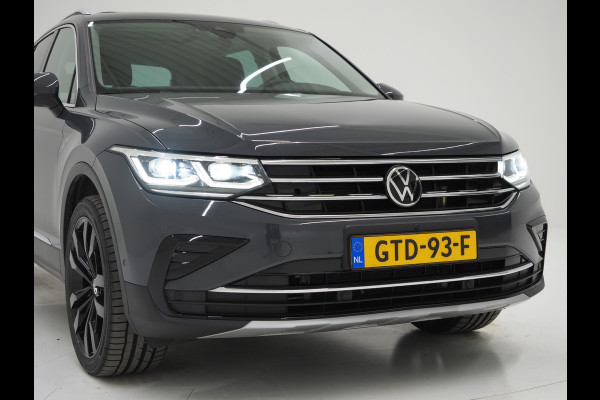 Volkswagen Tiguan 1.4 TSI eHybrid Elegance | Panoramadak | 360 | Adaptive Cruise | Keyless | Trekhaak