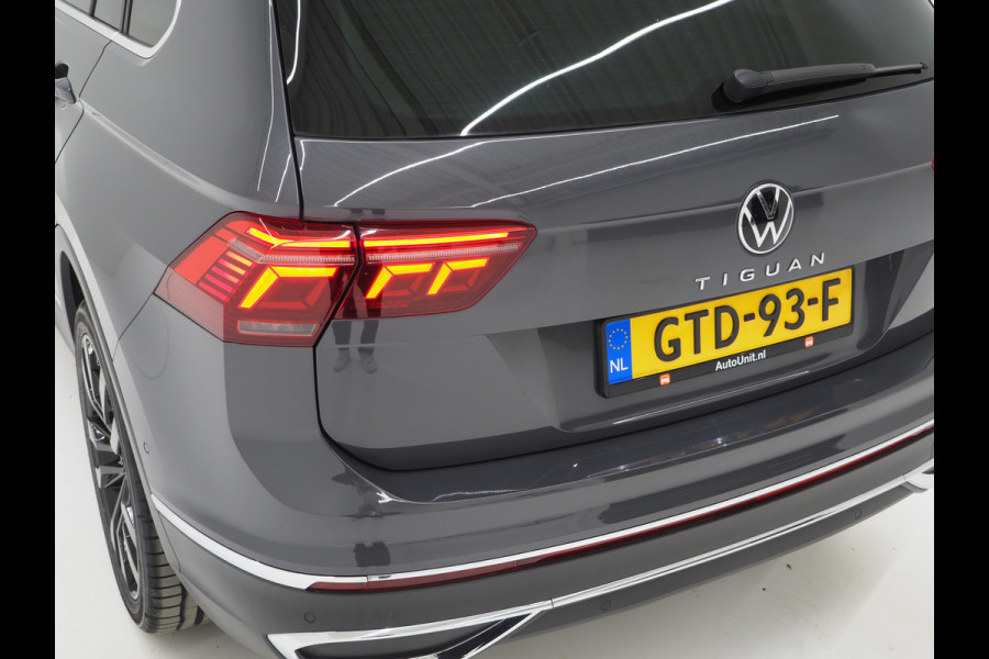 Volkswagen Tiguan 1.4 TSI eHybrid Elegance | Panoramadak | 360 | Adaptive Cruise | Keyless | Trekhaak