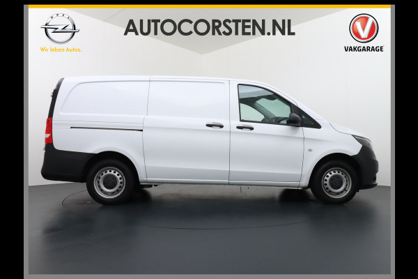 Mercedes-Benz Vito 116CDI 164PK Lang Trekhaak Airco Navi Camera Pdc Cruise Control Bluetooth Regen-Lichtsensor Aanhanger-Assist Schuifdeur Betonplex Vloer Wandaftimmering Achterdeuren Tussenwand 380NM Koppel 1e Eigenaar Euro 6 Zeer Compleet