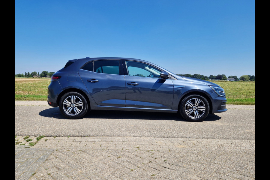 Renault Mégane 1.3 TCe Intens - 140 Pk - Euro 6 - Climate Control - ParkeerCamera - Apple.Carplay Android.Auto