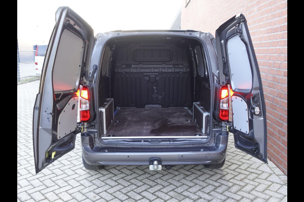 Opel Combo 130pk L1H1 Sport-Edition Automaat Airco Navi PDC 2-zits