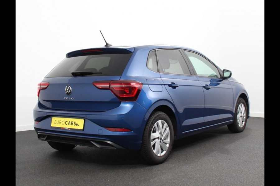 Volkswagen Polo 1.0 TSI Style | Climate control | Adeptieve cruise control | Achteruitrijcamera | Apple carplay/ Andriod auto | Verwarmde voorstoelen | Parkeersensoren | Dodehoek assistent | LED