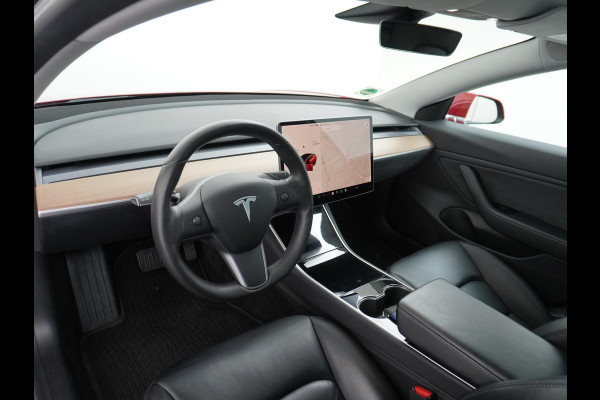 Tesla Model 3 Standard RWD Plus 60 kWh VAN 25.900 VOOR 20.877 EINDEJAARSVOORDEEL 5.023 | RIJKLAAR INCL. 12 MAANDEN BOVAGGARANTIE