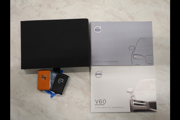 Volvo V60 2.0 T6 Recharge AWD R-Design | Pilot Assist | Panoramadak | Harman/Kardon | Keyless | Trekhaak