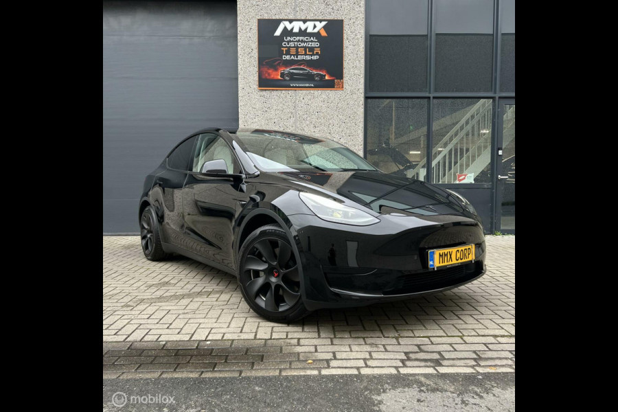 Tesla Model Y RWD 2023 MMX PACK WIT INTERIEUR